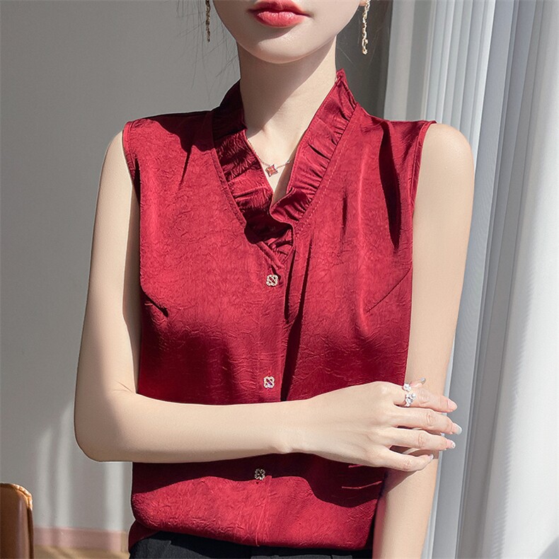 法式V领衬衫木耳边花边小香风无袖背心打底衫缎面小衫可外穿衬衣，女装T恤，圣丽羊绒