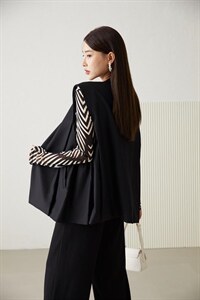《现货》侧摺伞型韩版马甲图片