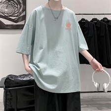 灰绿色