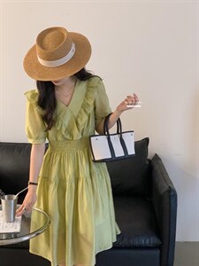 2022香丽迪高级感长款连衣裙图片