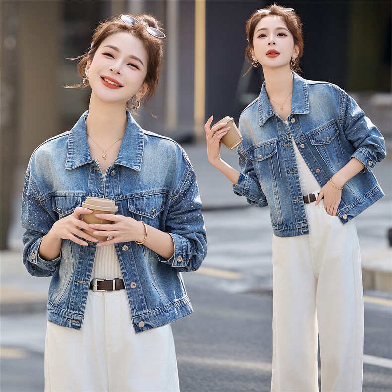 『现货』闪钻外套2026水洗牛仔外套小个子春夏翻领蓝色烫钻短上衣，女装短外套，意芙