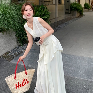 高级感御姐气质v领马甲半身裙两件套女2025夏季新款法式收腰显瘦图片