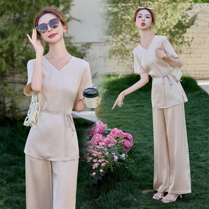 2025年夏季时尚潮流，女装套装/套裙，浪花E族（衣布洛）