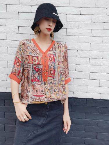 天丝炒色小衫，女装，嘉福利市