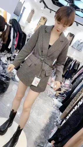 时尚韩版外套，女装，竹吟