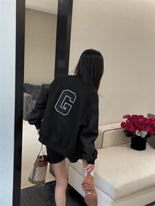 棒球服外套图片