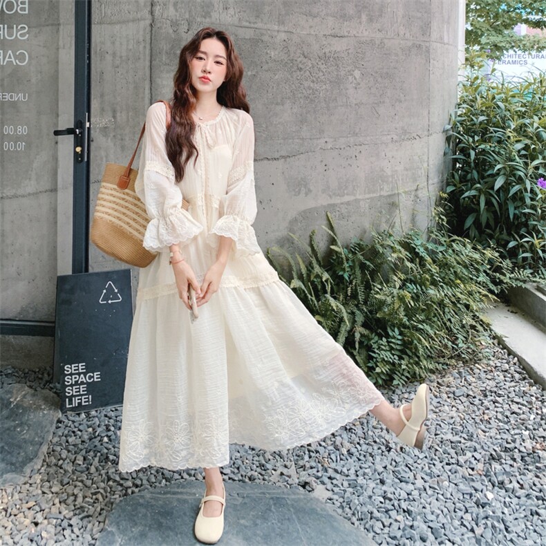 清纯乖乖妹白色连衣裙女春秋2025流行超火好看独特漂亮掐腰长裙子,女装连衣裙,2B187
