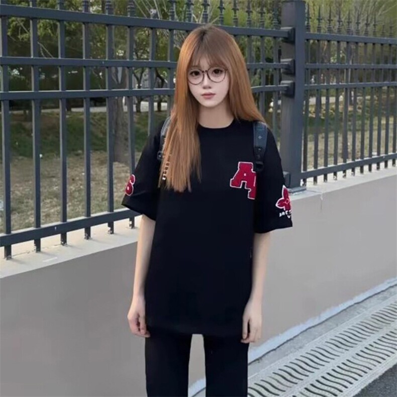 万针全刺绣工艺抖音得物高品质260克重磅纯棉双纱美式高街短袖T恤图片