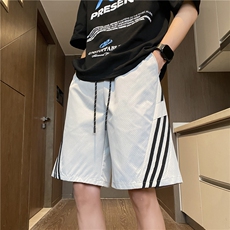 灰色