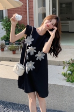 冷淡风小飞袖黑色立体花朵连衣裙女夏小香风高级感小众不撞款绝美，女装连衣裙，2C176