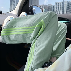 湖蓝色