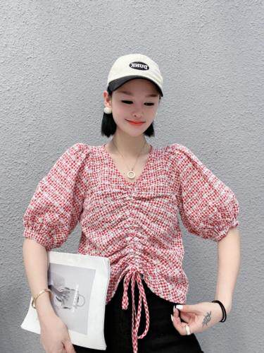 2021高品质绣花减龄款，女装，依挺好