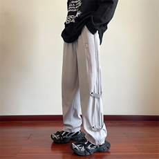 灰色