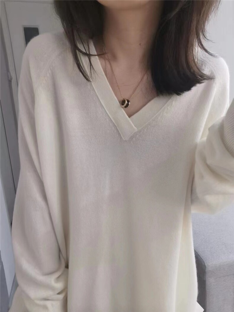慵懒高级感V领针织衫女春秋温柔软糯宽松粗棒针毛衣，女装针织衫/毛衣，半城羊绒