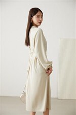 《现货》高端褶皱长款连衣裙，女装连衣裙，M&VC