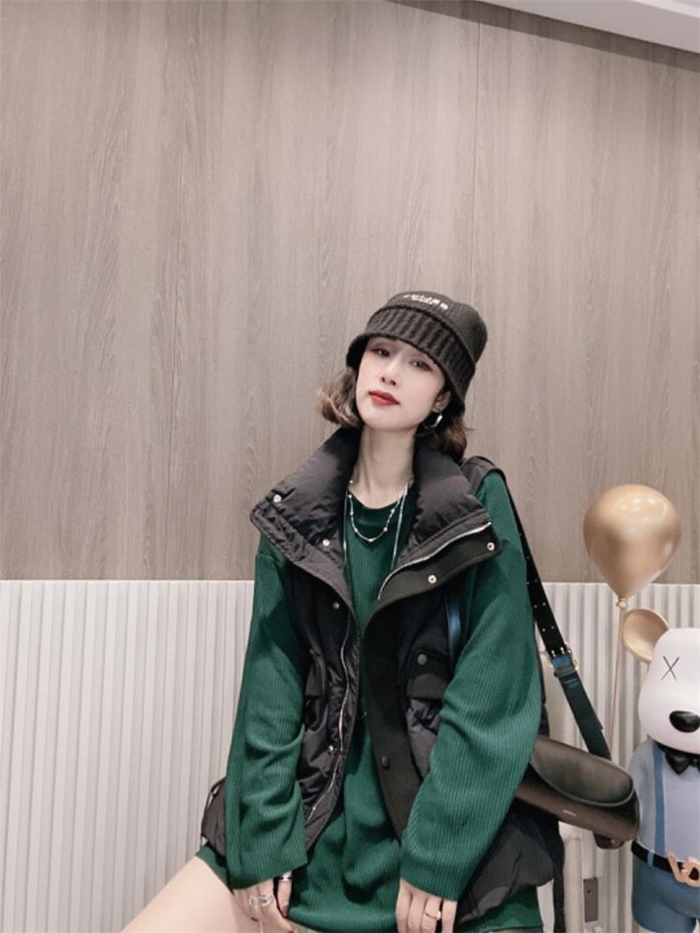 羽绒马甲ＭL，女装马甲，可纳奇