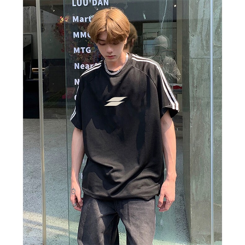 抖音得物高品质二开240克宽松纯棉美式潮牌三条杠织带短袖T恤，男装T恤，电商A486