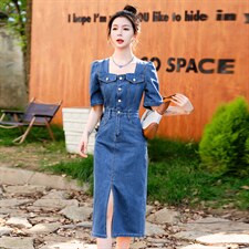 （现货）2026夏新款时尚方领气质显瘦休闲包臀薄料牛仔连衣裙女，女装连衣裙，印象茜