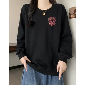 简约黑色圆领卫衣女款春秋冬季潮牌宽松休闲上衣WE490