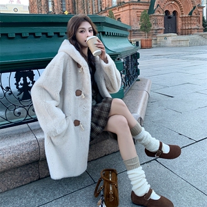 新款现货,时尚皮毛大衣4个真码081-8736-P225-K328图片