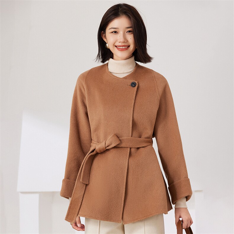 短款2024年秋冬季新款针织羊毛双面呢大衣女士,女装双面呢大衣,织美生