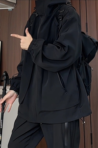 JK9085/P75秋装新款连帽夹克男防水防风冲锋衣潮男大码外套上衣图片
