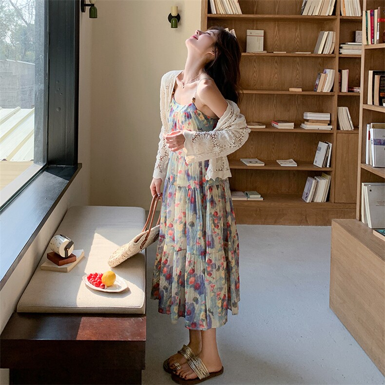 法式复古油画碎花吊带连衣裙女2025夏季新款镂空开衫绝美图片