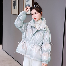 短羽绒服冬季女2024年新款泡芙感立领时尚宽松显瘦白鸭绒面包服，女装羽绒服，时尚俏佳人