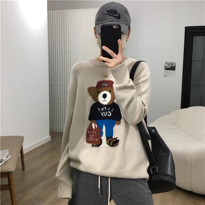 时尚可爱小熊提花宽松毛衣女秋冬新款韩版百搭针织衫图片