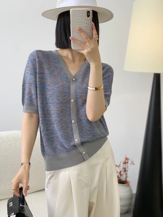 2025夏季新款短袖t恤女宽松百搭时尚洋气减龄体恤衫上衣,女装T恤,唐诺