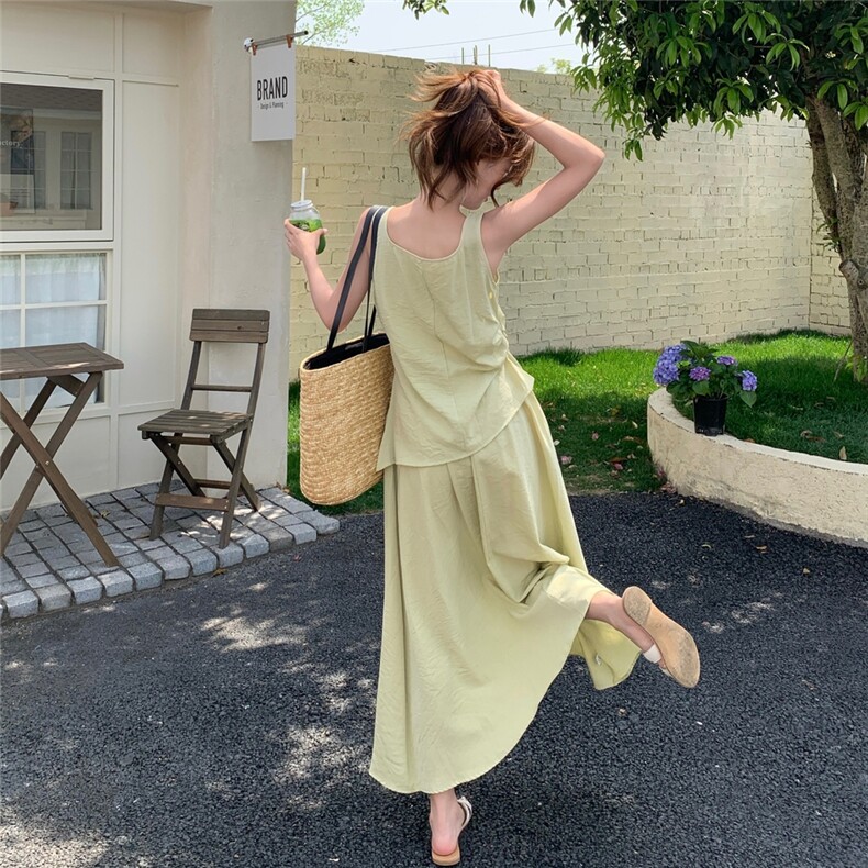 浅绿色背心上衣半身裙两件套女2025年夏季新款高级感小众气质套装,女装套装/套裙,2C167