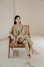 西服套装，女装职业装，卡西姆