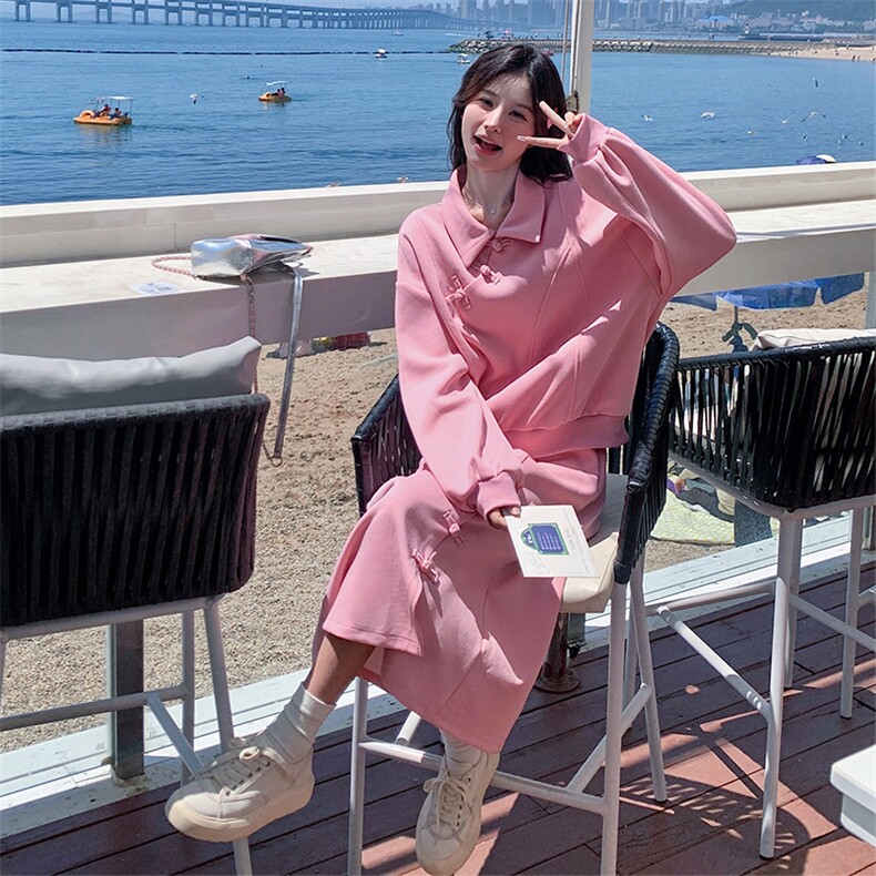 粉色休闲减龄套装裙女秋季新款奶甜系盘扣卫衣半身裙小个子两件套,女装套装/套裙,2C056