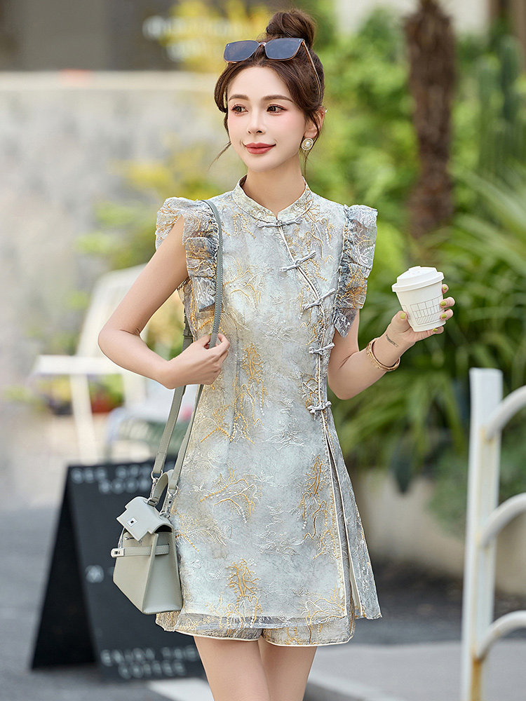 （现货）2025新款收腰显瘦新中式g风刺绣短裤两件套连衣裙套装,女装套装/套裙,小九月
