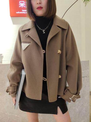 新款羊绒大衣，女装，呆文