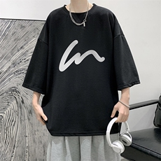 黑色