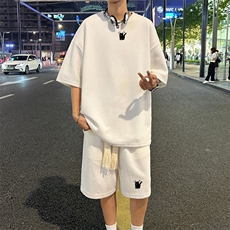 白色