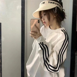 新款后包领不起球配棉螺口仿棉华棉复合薄款卫衣女圆领字母刺绣