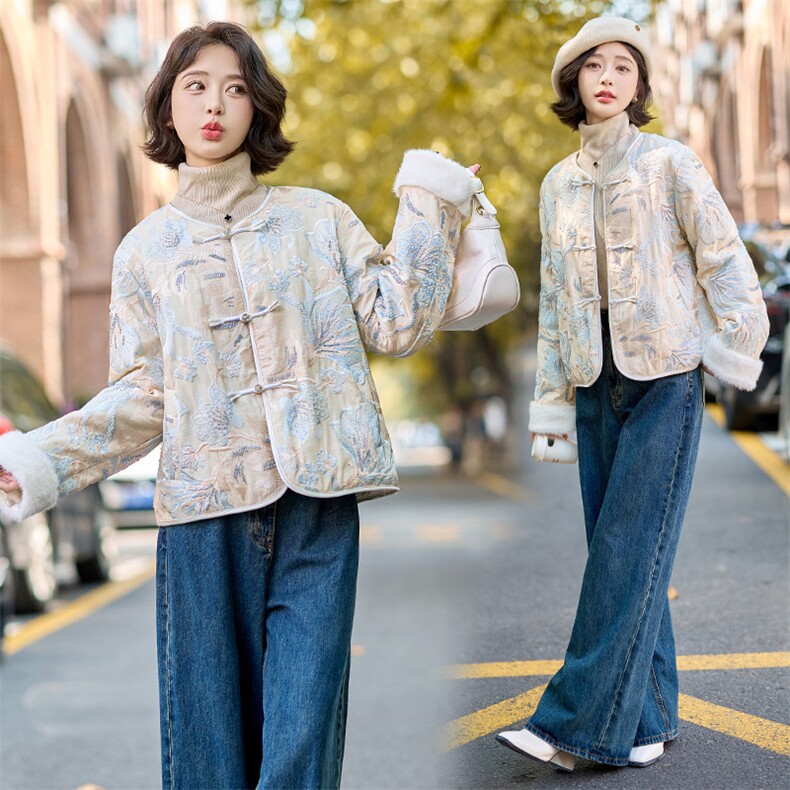 刺绣羽绒服女重工钉珠短外套2025冬新款轻薄绒盘扣上衣,女装羽绒服,韩蜜菓