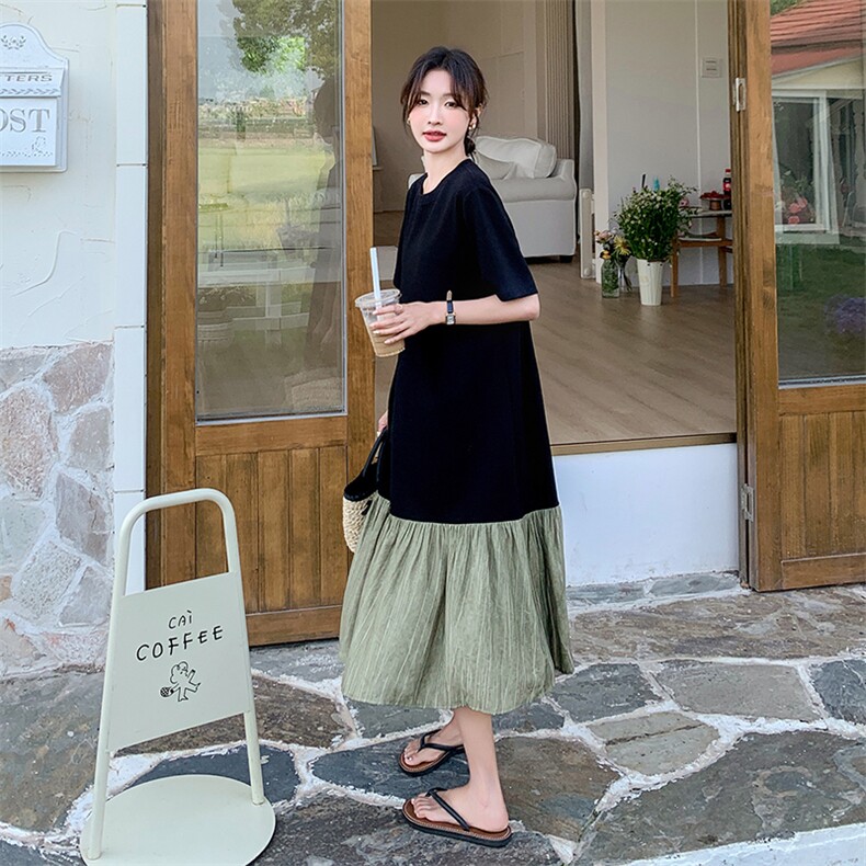 黑色拼接T恤连衣裙2024新款女夏高级感慵懒风宽松遮肚显瘦鱼尾裙,女装连衣裙,2C203