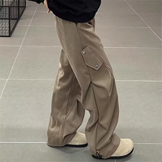 卡其色