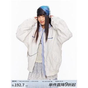 B991-P62 美式复古绣花假两件翻领棒球服春季男女夹克外套图片
