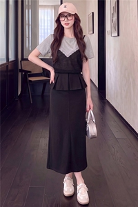 高级感时尚休闲套装女夏新款圆领蕾丝拼接上衣开叉半身长裙两件套图片