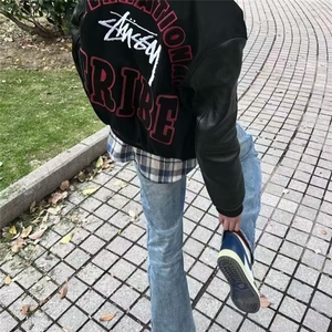 美式潮牌棒球服夹克男潮字母刺绣宽松百搭情侣飞行纽扣外套上衣图片