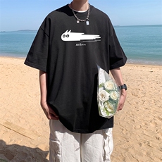 黑色