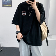 黑色