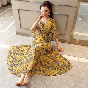 雪纺碎花连衣裙2023年新款夏季大码女装修身收腰35一45气质女神范图片