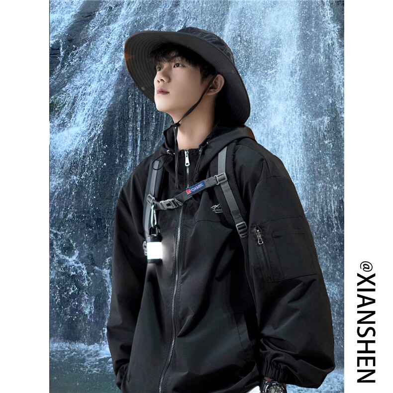 TP35现货2026春季金典冲锋衣防晒服防紫外线潮流港风外套W328，男装防晒衣，电商A170