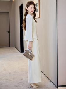 喜婆婆婚宴装2025新款春季年轻洋气质结婚妈妈礼服时尚阔腿裤套装图片