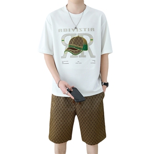 2025夏季新款男装潮流亮片刺绣圆领短袖T恤咖色轻奢格纹短裤套装图片